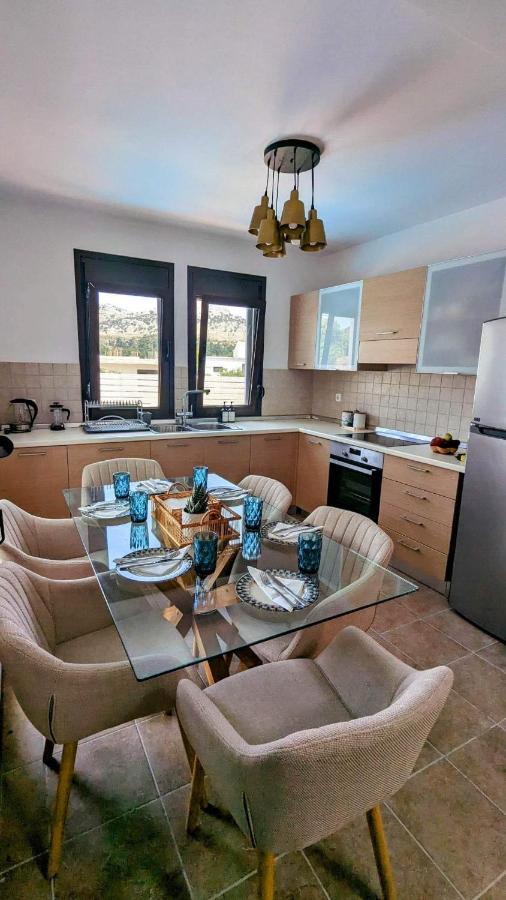 Casa Christiana, Lardos Villa Bagian luar foto